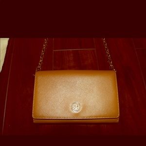 Tory Burch Robinson chain wallet